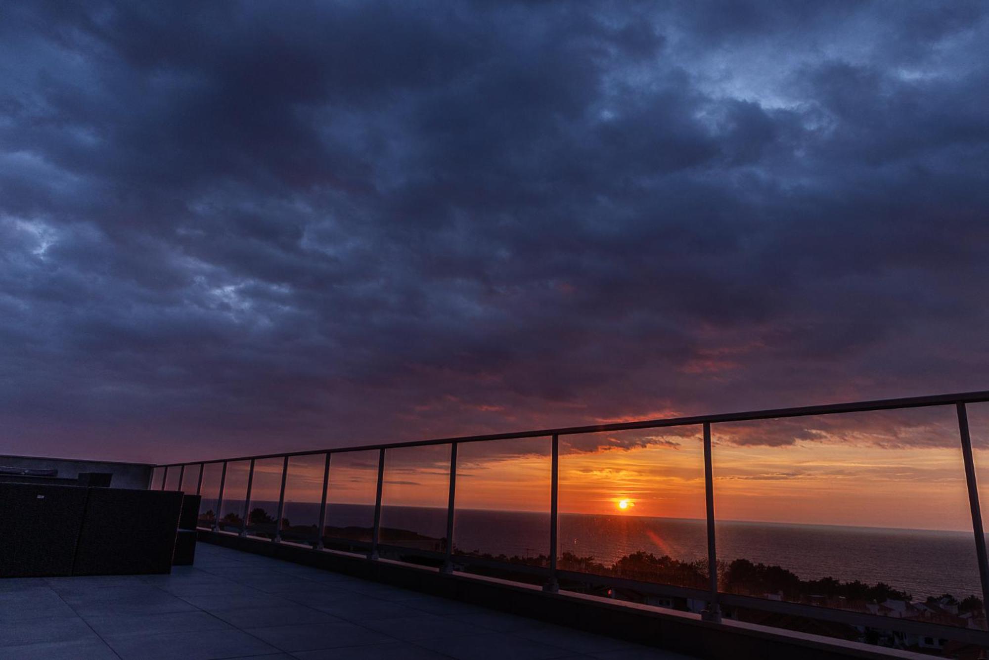 Oceane Guest House - Adults Only Nazare Exterior photo