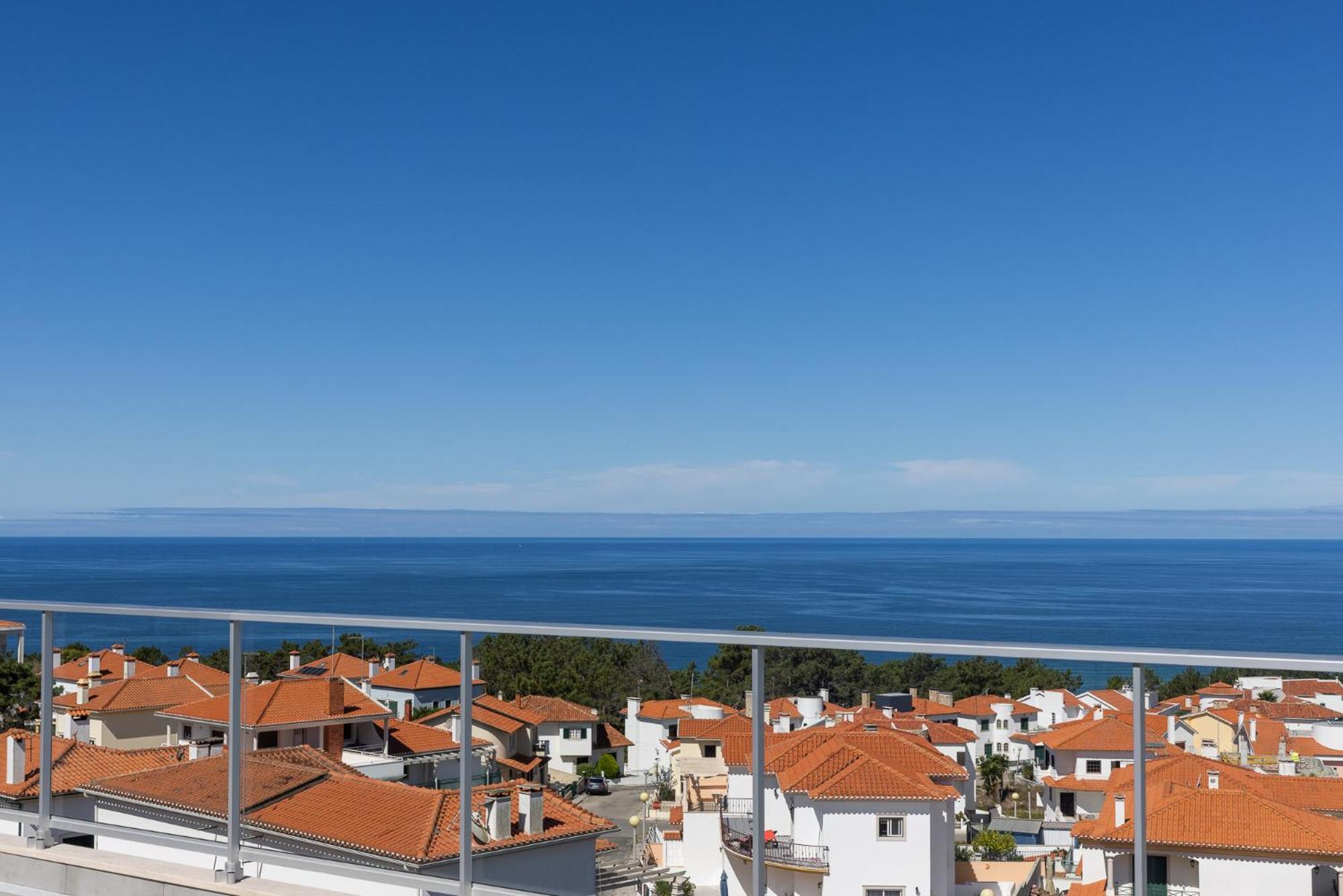 Oceane Guest House - Adults Only Nazare Exterior photo